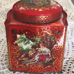 Daher collectible tin made in England